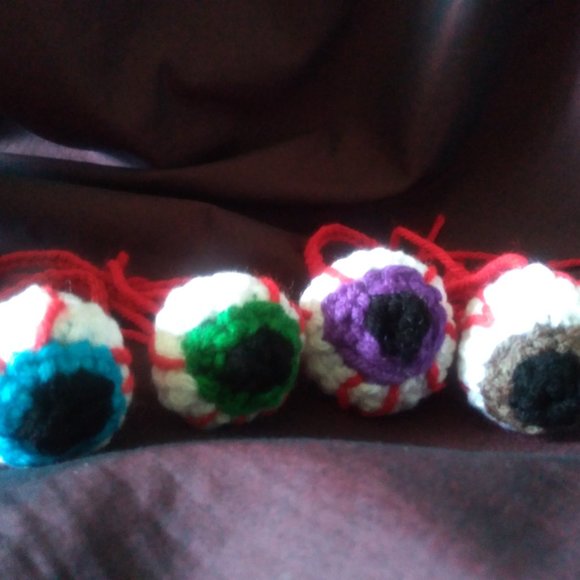 Eyeballs LoL (sold out) - Picture 1 of 7